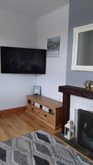 Cheerful Three Bedroom Country Cottage Ballina (Mayo) Exterior foto